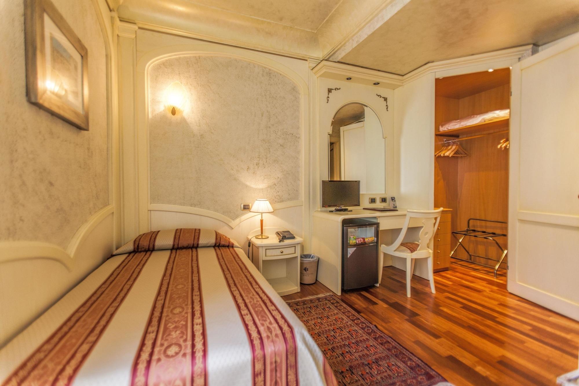 Colomba D'oro Hotel Vérone